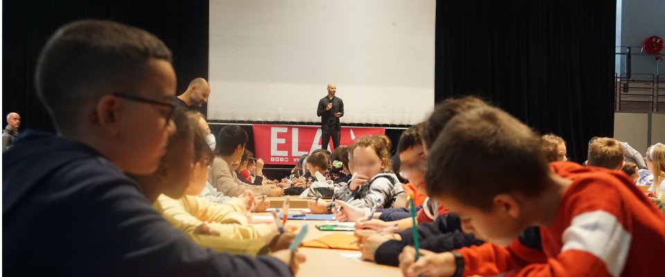 Dictée d'ELA: Combattre les maux par les mots