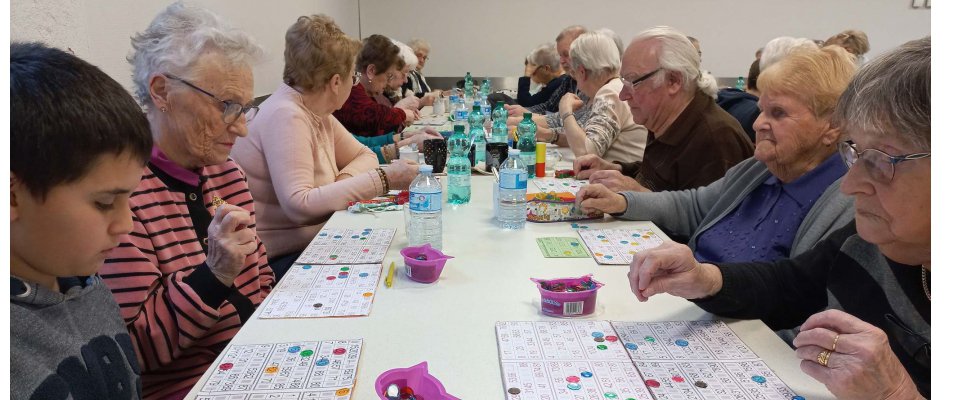 Goûter-loto intergénérationnel avec l'association des Séniors et le CMJ