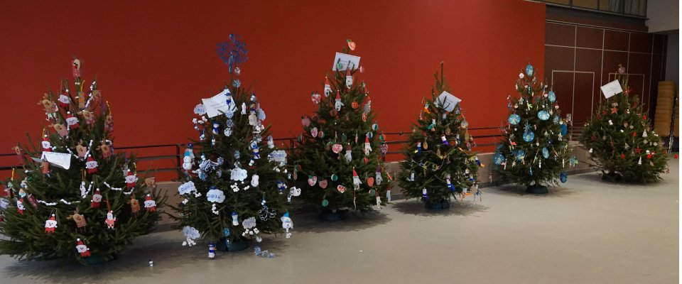 Décoration des sapins de Noël